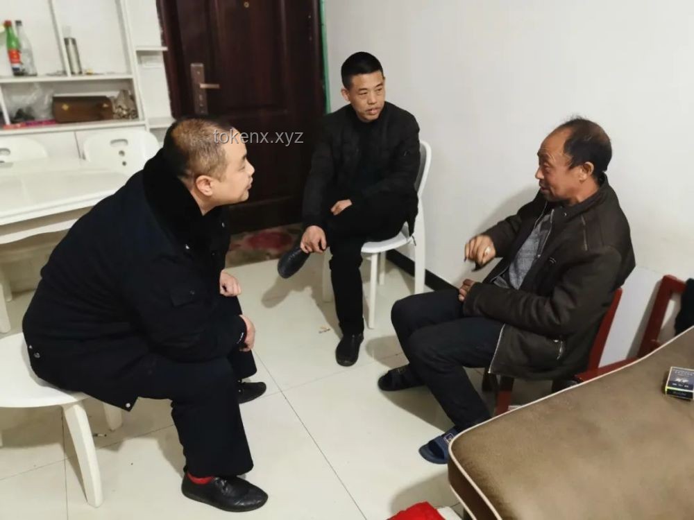 女生考法警因极端言论风波：案例深度剖析